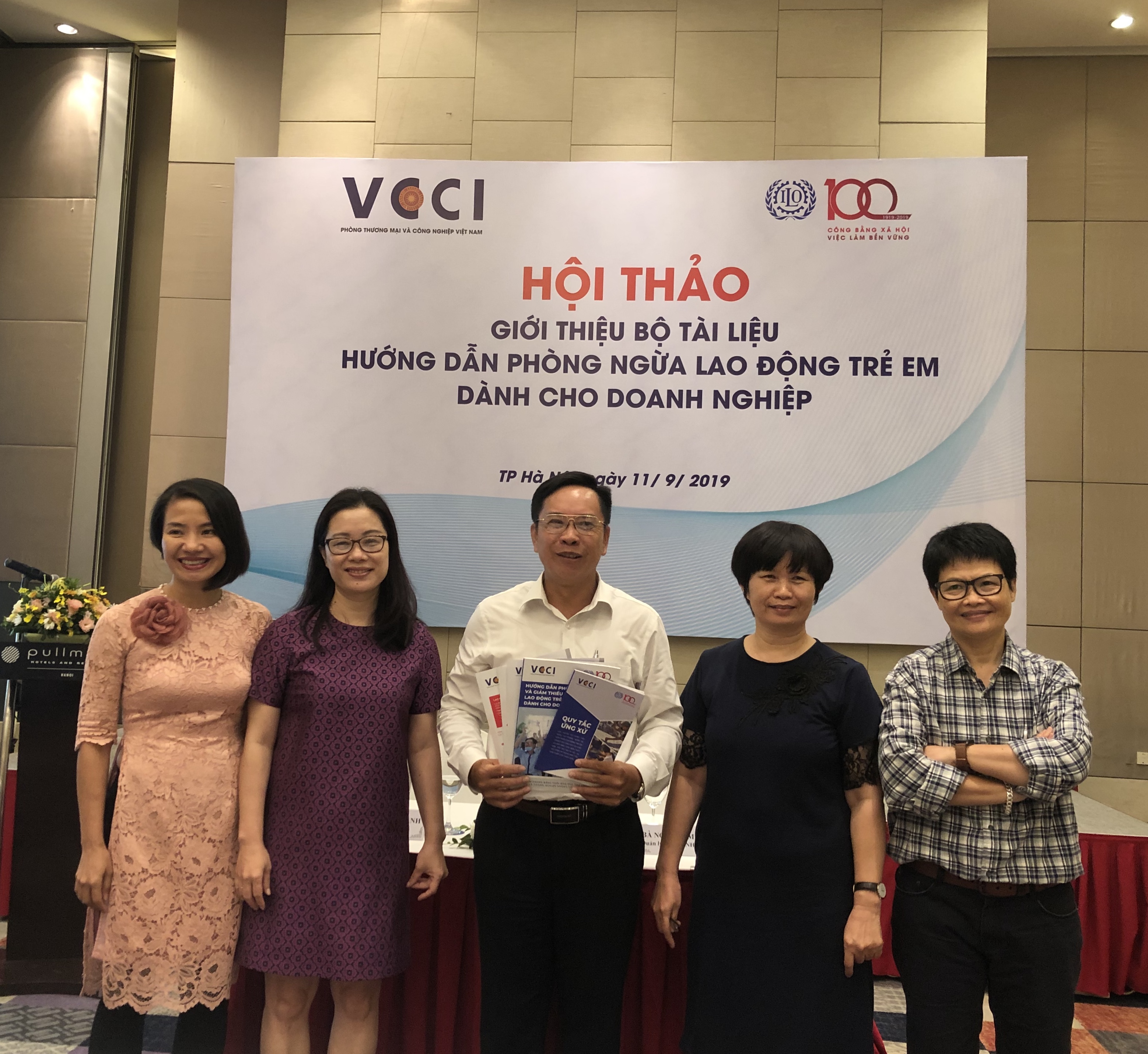 Nhóm Chuyên gia cố vấn cho Bộ tài liệu Hướng dẫn phòng ngừa lao động trẻ em dành cho Doanh nghiệp